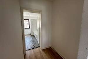 Wachmannquartier: ruhige 2 Zimmer Wohnung im 1. OG,  gr. Balkon m. Blick ins Grüne und Einbauküche – Die vollständige Adresse der Immobilie erhältst du vom Anbieter., 28209 Bürgerpark, Bremen – Vorschaubild 5
