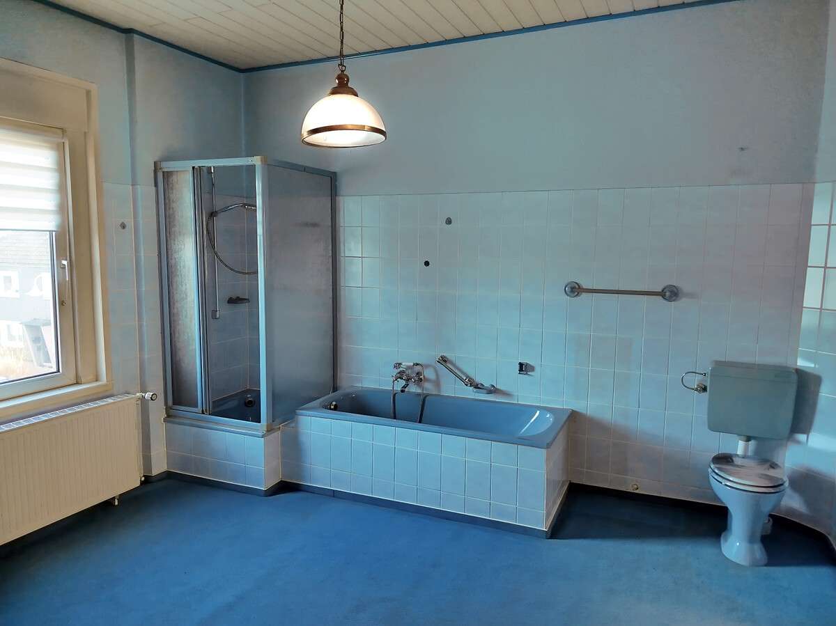 Immobilie in Wermelskirchen - stadtnah gelegenes Einfamilienhaus in Wermelskirchen - Bild 1