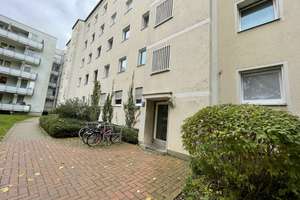 Modern Saniert - 2 Zimmer mit Einbauküche! – Volmstr. 10, 81241 Pasing, München – Vorschaubild 1