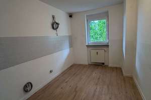 Attraktive 3-Zimmer-Erdgeschosswohnung mit Gartenanteil und Tiefgaragenstellplatz in Augsburg – Die vollständige Adresse der Immobilie erhältst du vom Anbieter., 86179 Haunstetten-Süd, Augsburg – Vorschaubild 10