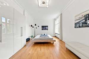 Stilvolle 3-Zimmer-Altbauwohnung mit Kamin & Balkon nahe dem Kurfürstendamm – Die vollständige Adresse der Immobilie erhältst du vom Anbieter., 14057 Charlottenburg, Berlin – Vorschaubild 3