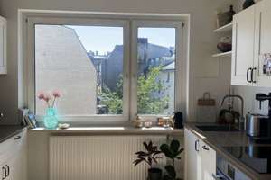 moderne, lichtdurchflutete 2-Zi. Whg. inkl. Küche in Bestlage Maxvorstadt  / ruhiger Innenhof – Görresstraße 29, 80798 Josephsplatz, München – Vorschaubild 3