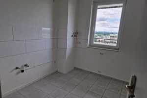 Helle 2-Zimmer-Wohnung mit Weitblick! In Porz-Finkenberg – Konrad-Adenauer-Straße 72 - 80, 51149 Köln – Vorschaubild 3