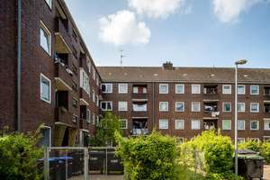 Renovierte 3 Zimmer Wohnung am Hauptbahnhof in Bremerhaven – Friedrich-Ebert-Straße 85, 27570 Geestemünde, Bremerhaven – Vorschaubild 1