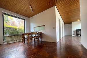 Lesum pur: Mid-Century-Bungalow mit viel Privatsphäre & Entwicklungschance! – Die vollständige Adresse der Immobilie erhältst du vom Anbieter., 28717 Lesum, Bremen – Vorschaubild 2