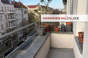 IMMOBERLIN.DE - Charmante Stuck-Altbauwohnung mit Südbalkon & Lift im Trendviertel – Die vollständige Adresse der Immobilie erhältst du vom Anbieter., 10437 Prenzlauer Berg, Berlin – Vorschaubild 7