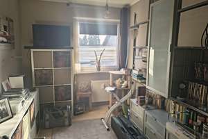 94 m2 große lichtdurchflutete 5,5 Zimmer Eigentumswohnung mit Südbalkon in ruhiger Lage – 47228 Bergheim, Duisburg – Vorschaubild 5