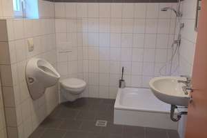 Schöne 4-Zimmer-Doppelhaushälfte mit gehobener Innenausstattung und EBK in Reichstorf – Reichstorf 100, 94428 Eichendorf – Vorschaubild 32