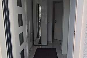 Viel Platz für den Alltag in diesem modernen Endreihenhaus in München – Durdhardstraße 20d, 80995 Feldmoching, München – Vorschaubild 6