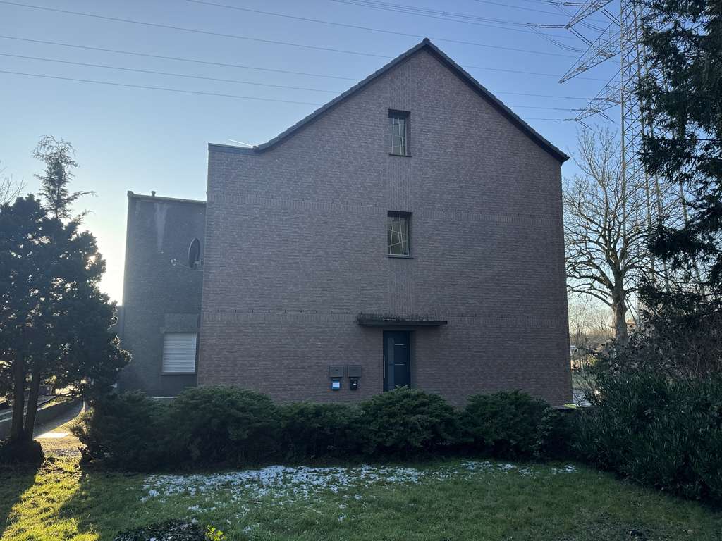 Immobilie in Herten - Handwerker gefragt !! freistehendes Mehrfamilienhaus - Bild 2