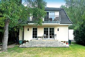 Gepflegtes Zweifamilienhaus mit Doppelgarage in ruhiger Wohnlage – Frohnauer Straße 97, 13467 Hermsdorf, Berlin – Vorschaubild 2