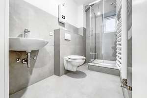 2 Zimmer – frisch renoviert – zentrale Lage – Hinterhaus – Brüderstraße 7, 44787 Gleisdreieck, Bochum – Vorschaubild 4