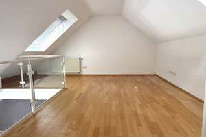 Stylische Maisonettewohnung mit Galerie, offener Küche und Carport in ruhiger Wohnlage von Haibach – Die vollständige Adresse der Immobilie erhältst du vom Anbieter., 63808 Haibach – Vorschaubild 9