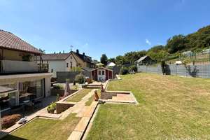 Wo Raumgefühl auf Gartenidyll trifft: Ihr saniertes Zuhause mit Kamin, Garage & Wintergarten im ZFH – Die vollständige Adresse der Immobilie erhältst du vom Anbieter., 58453 Annen, Witten – Vorschaubild 11