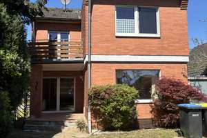 freistehendes Familienhaus auf sonnigem Südgrundstück, Kuckum