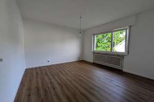 Gepflegte 3,5-Zimmer Wohnung im 1. OG in Stuttgart-Möhringen – Die vollständige Adresse der Immobilie erhältst du vom Anbieter., 70567 Möhringen-Mitte, Stuttgart – Vorschaubild 3