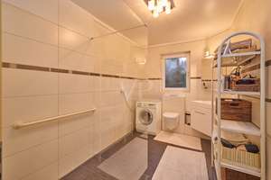 Neuwertiger Bungalow – Wohnkomfort auf einer Ebene – Die vollständige Adresse der Immobilie erhältst du vom Anbieter., 64839 Münster – Vorschaubild 6