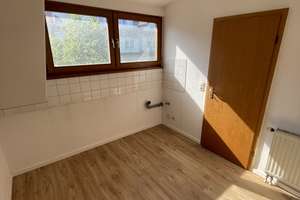 Schöne Wohnung in Durlach-Aue zu vermieten! – Oberwaldstr. 48, 76227 Durlach, Karlsruhe – Vorschaubild 11