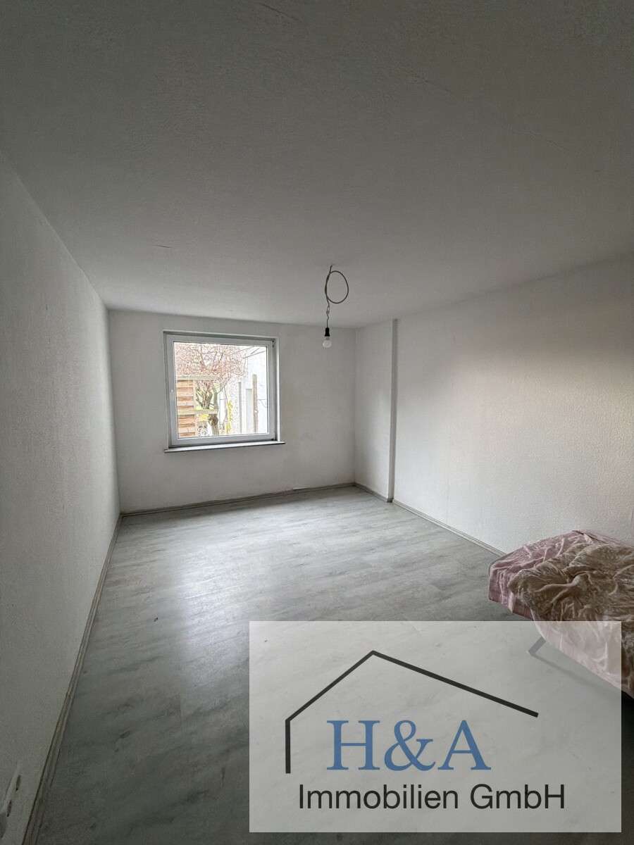 Immobilie in Pattensen - Grundstück mit Bestandsimmobilie – perfekte Basis für Handwerker/Neubau - Bild 1