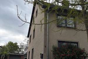 Platz zum Entfalten: Doppelhaushälfte in Bonn-Niederholtorf – Die vollständige Adresse der Immobilie erhältst du vom Anbieter., 53229 Holzlar, Bonn – Vorschaubild 4