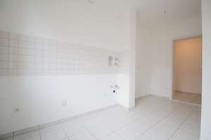 Gepflegte 3-Zimmer Wohnung mit Balkon im 2. OG in Schwabing-West.  – Klausingweg 2, 80797 Am Luitpoldpark, München – Vorschaubild 4