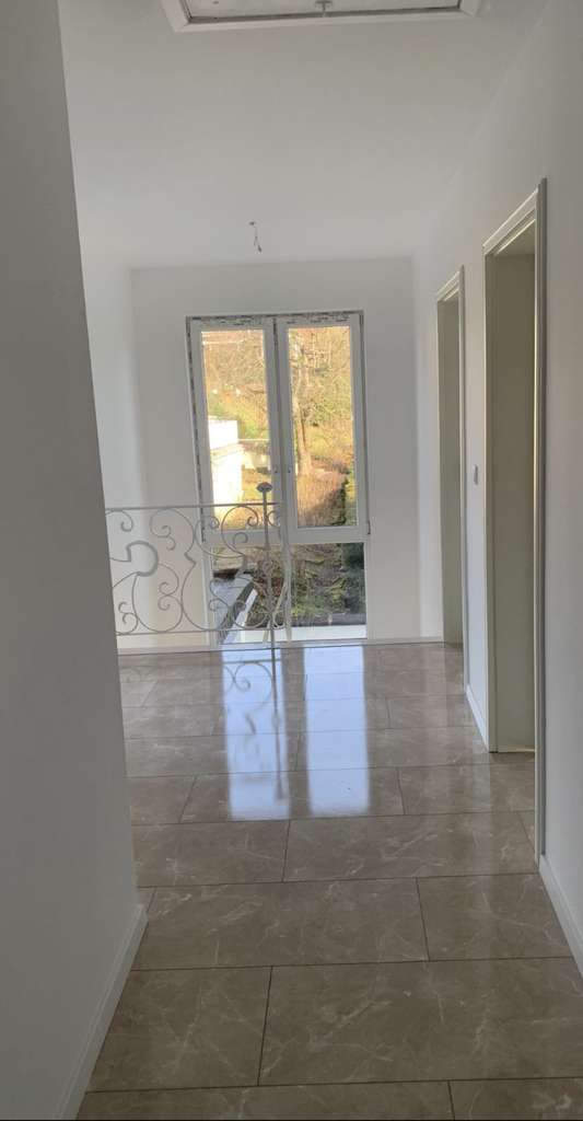 Immobilie in Hückeswagen - Luxuriöses Einfamilienhaus in Hückeswagen Toplage von privat/Eigentümer (Erstbezug nach Sanierung) - Bild 4