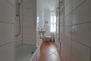Gepflegte und leerstehnde 2-Zimmer-Wohnung – Landsberger Allee 16, 10249 Friedrichshain, Berlin – Vorschaubild 3