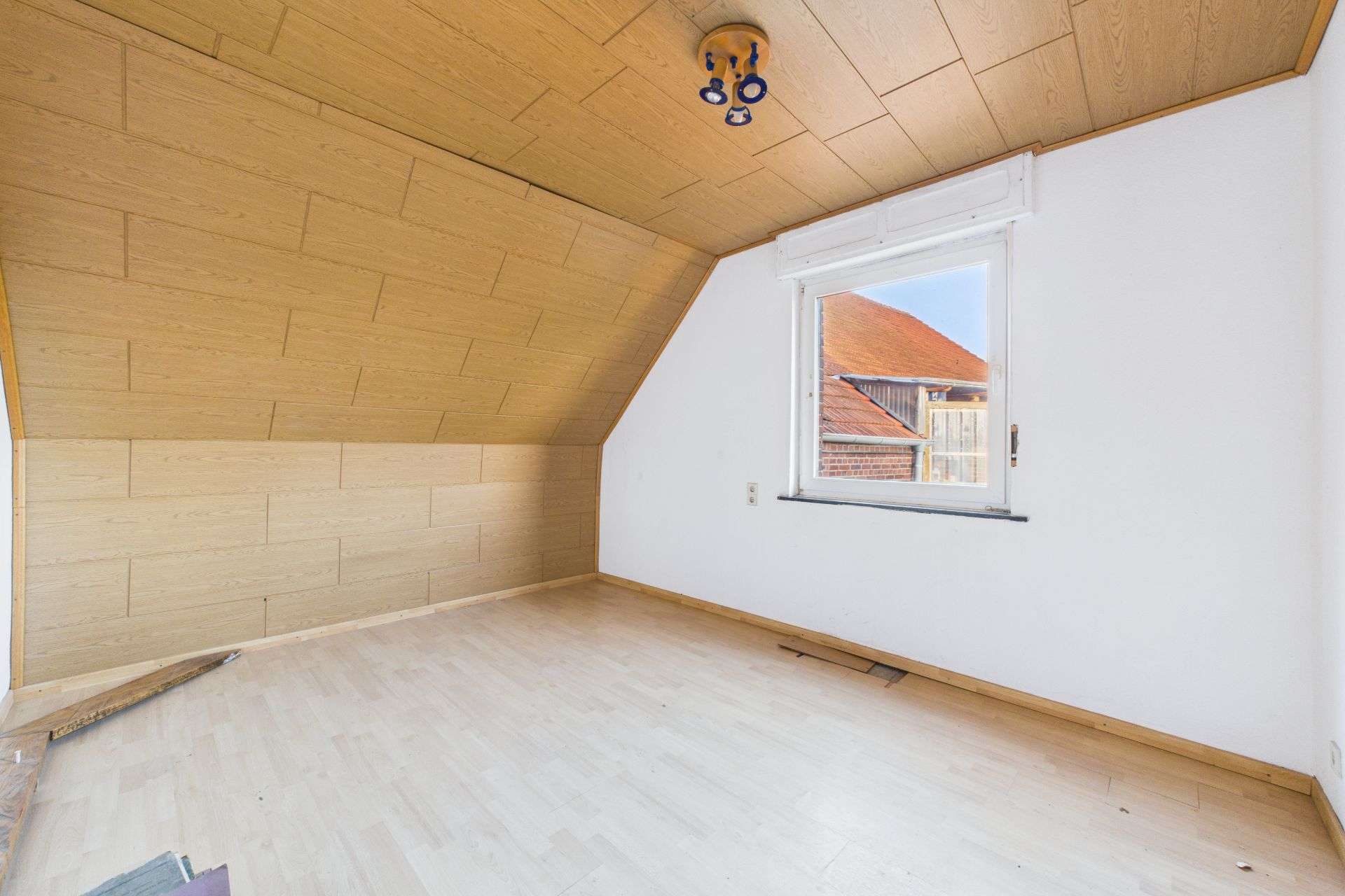 Immobilie in Telgte - Großzügig wohnen: stilvolle Wohnung mit großem Garten & beheiztem Wintergarten! - Bild 1