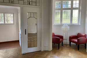 STADTVILLA MIT 3 WOHNETAGEN