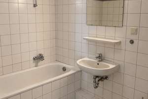 Großzügige 1-Zimmer-Wohnung mit optisch getrenntem Wohn- und Schlafbereich in Unterbilk – 40219 Unterbilk, Düsseldorf – Vorschaubild 8