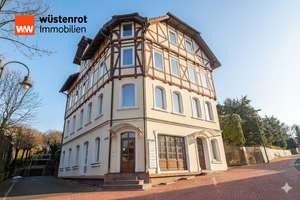 Derzeit als Büro lukrativ genutzt, eignet sich die Aufteilung für Wohnen (Nutzungsänderung nötig) – Die vollständige Adresse der Immobilie erhältst du vom Anbieter., 36266 Heringen (Werra) – Vorschaubild 1
