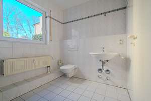 BEZUGSFREI – PARTERRE – TERRASSE – ROLLOS – TAGESLICHTBAD – TG-STELLPLATZ – 1239 Leubnitz-Neuostra, Dresden – Vorschaubild 14