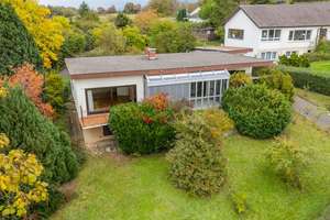Massives Wohnhaus auf 1.015 m² Gartenparadies – Die vollständige Adresse der Immobilie erhältst du vom Anbieter., 79379 Müllheim – Vorschaubild 1