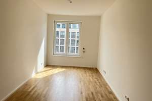 Stilaltbau - moderne 3-Zi. Wohnung mit Wohnküche und großem Balkon - WG geeignet – Tegernseer Landstraße 141, 81539 Obergiesing, München – Vorschaubild 5