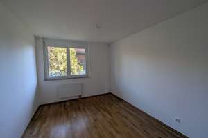 Geräumiges Reihenhaus mit 5 Schlafzimmern, Hobbykeller, TG-Stellplatz, Solar in Sauerlach – 82054 Sauerlach – Vorschaubild 7