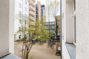 Bezugsfreie 1-Zimmer-Altbauwohnung in Wilmersdorf | Einbauküche | Keller | 36 m² | sehr gute Lage! – Die vollständige Adresse der Immobilie erhältst du vom Anbieter., 10713 Wilmersdorf, Berlin – Vorschaubild 9