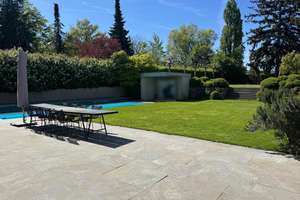 Futuristische Villa mit traumhaftem Garten und Pool in absoluter Bestlage – Die vollständige Adresse der Immobilie erhältst du vom Anbieter., 70192 Killesberg, Stuttgart – Vorschaubild 3
