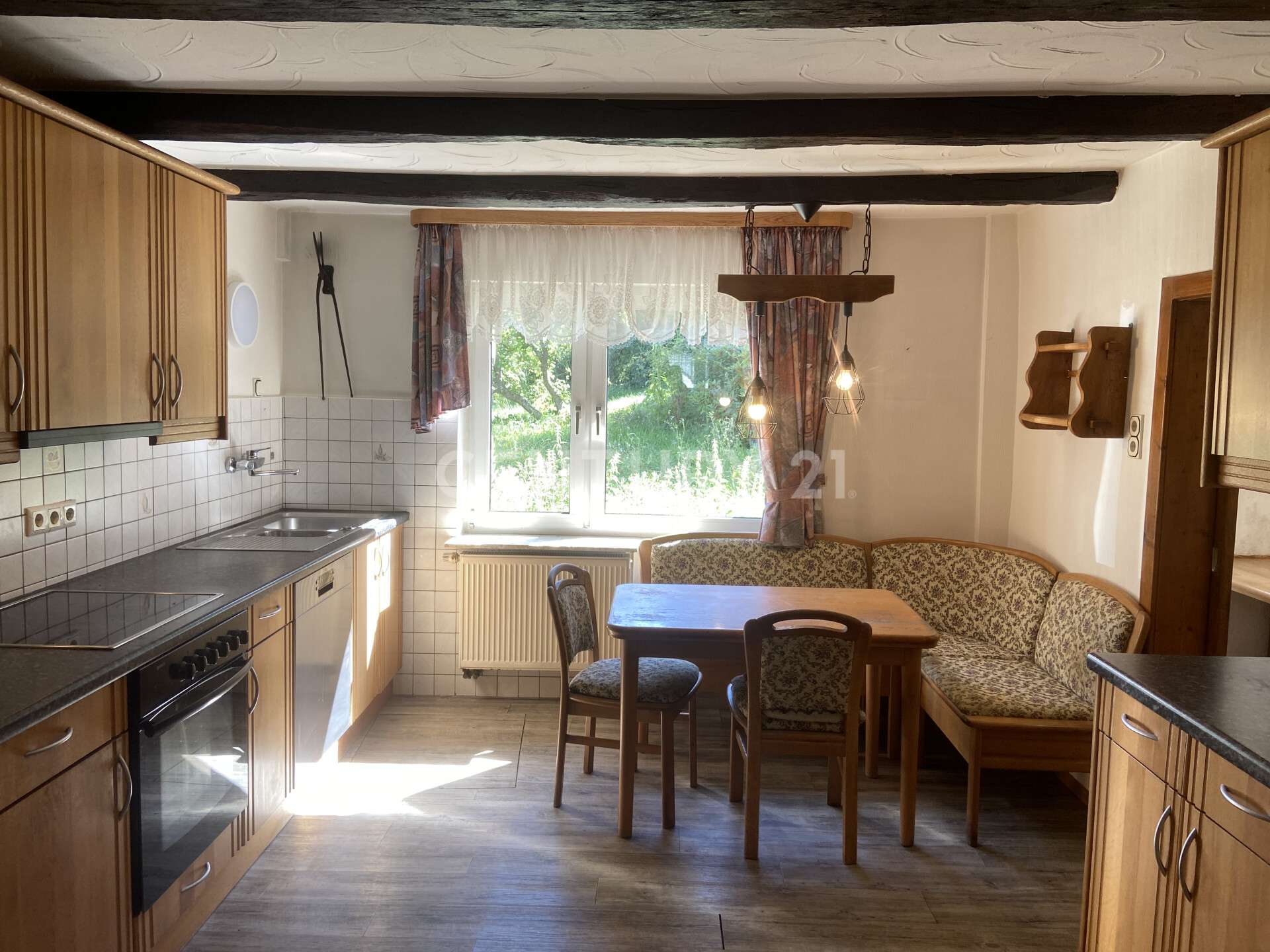 Immobilie in Kirchhundem - Landliebe pur! Historisches Fachwerkhaus im Herzen des Sauerlands! - Bild 3