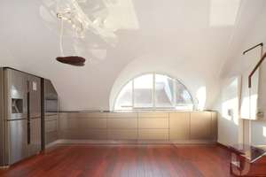 Großzügiges Maisonette-Apartment mit urbanem Flair – Wohnen auf höchstem Niveau in der Maxvorstadt – Barer Str. 62, 80799 Universität, München – Vorschaubild 3