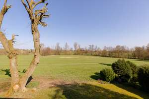 Freistehendes Einfamilienhaus mit Blick ins Grüne – Die vollständige Adresse der Immobilie erhältst du vom Anbieter., 65760 Eschborn – Vorschaubild 2