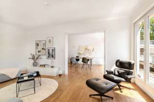 Charmante 3,5-Zimmer-Wohnung mit sonniger Terrasse in Südausrichtung – Die vollständige Adresse der Immobilie erhältst du vom Anbieter., 81675 Altbogenhausen, München – Vorschaubild 3