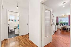 Kapitalanlage gesucht? Solide vermietete 4-Zimmer-Wohnung mit Loggia, Aufzug und zwei Stellplätzen – Die vollständige Adresse der Immobilie erhältst du vom Anbieter., 53123 Duisdorf, Bonn – Vorschaubild 20