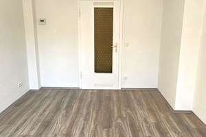 Modernisierte 2-Zimmer-Wohnung in zentraler Lage von Altendorf – Altendorfer Str. 437, 45143 Altendorf, Essen – Vorschaubild 2