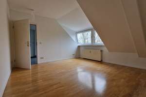 Helle 2 Zimmer Dachgeschosswohnung  Mitten im Leben – Die vollständige Adresse der Immobilie erhältst du vom Anbieter., 22763 Hoheluft-West, Hamburg – Vorschaubild 8