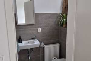 Freundliches 5-Zimmer-Reihenhaus mit EBK in Bonn Oberkassel – Bonn – Vorschaubild 2