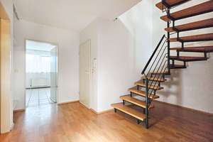 Maisonettewohnung mit Stellplatz in Aachen-Eilendorf zu verkaufen! – Die vollständige Adresse der Immobilie erhältst du vom Anbieter., 52080 Eilendorf, Aachen – Vorschaubild 2