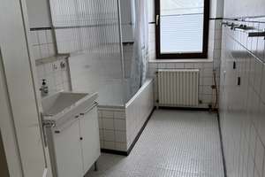 Attraktive 3-Zimmer-Wohnung im 3. OG in Aachen (Burtscheider Kurgarten) – Malmedyer Str 1, 52064 Burtscheider Abtei, Aachen – Vorschaubild 4
