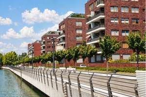 Wasserblick vom Balkon! - 3 Zimmer, Bad mit Fenster, TG-Stellplatz - aktuell vermietet – Die vollständige Adresse der Immobilie erhältst du vom Anbieter., 10317 Rummelsburg, Berlin – Vorschaubild 2
