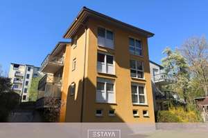 Erstbezug nach Sanierung: 2,5-Zimmer-Wohnung mit Balkon und Stellplatz