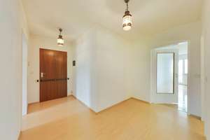 Charmante 2-Zimmer-Erdgeschosswohnung mit Potenzial in ruhiger Lage von München-Hadern